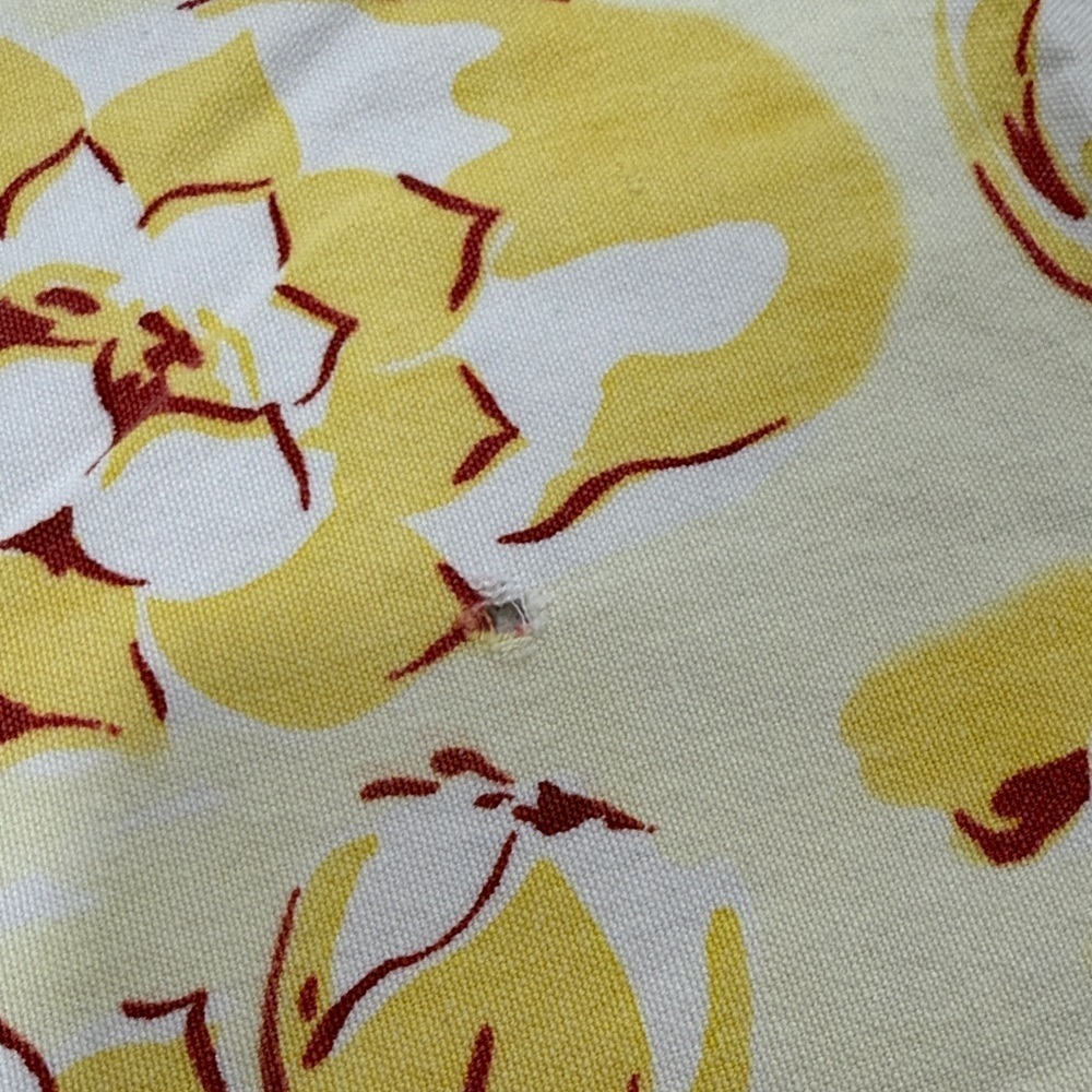 Vintage Floral Yellow, rust red and White Tablecloth - Picture 6 of 11